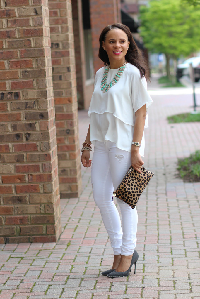 All-white-outfit-with-jeans-clare-v-leopard-clutch