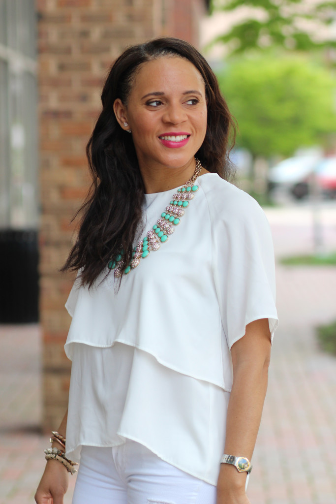 all-white-outfit-with-jeans-bauble-bar-statement-necklace